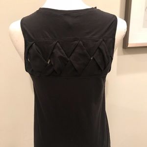 Black ivivva workout tank top